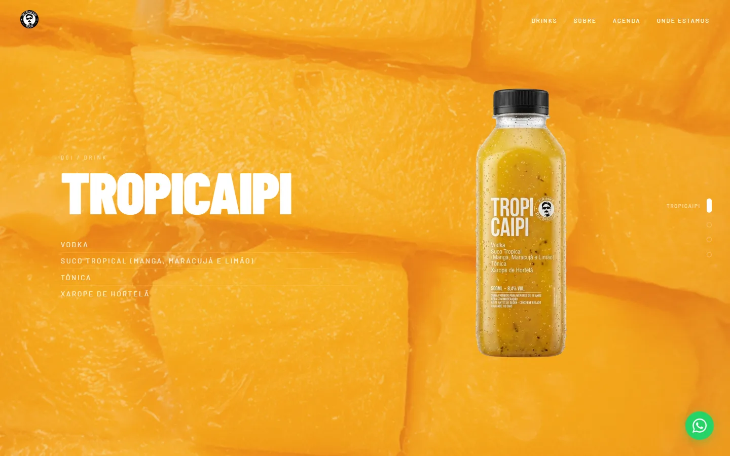 Site do Du'Bigode aberto no drink Tropicaipi, com a garrafa e os ingredientes sobre fundo de manga.